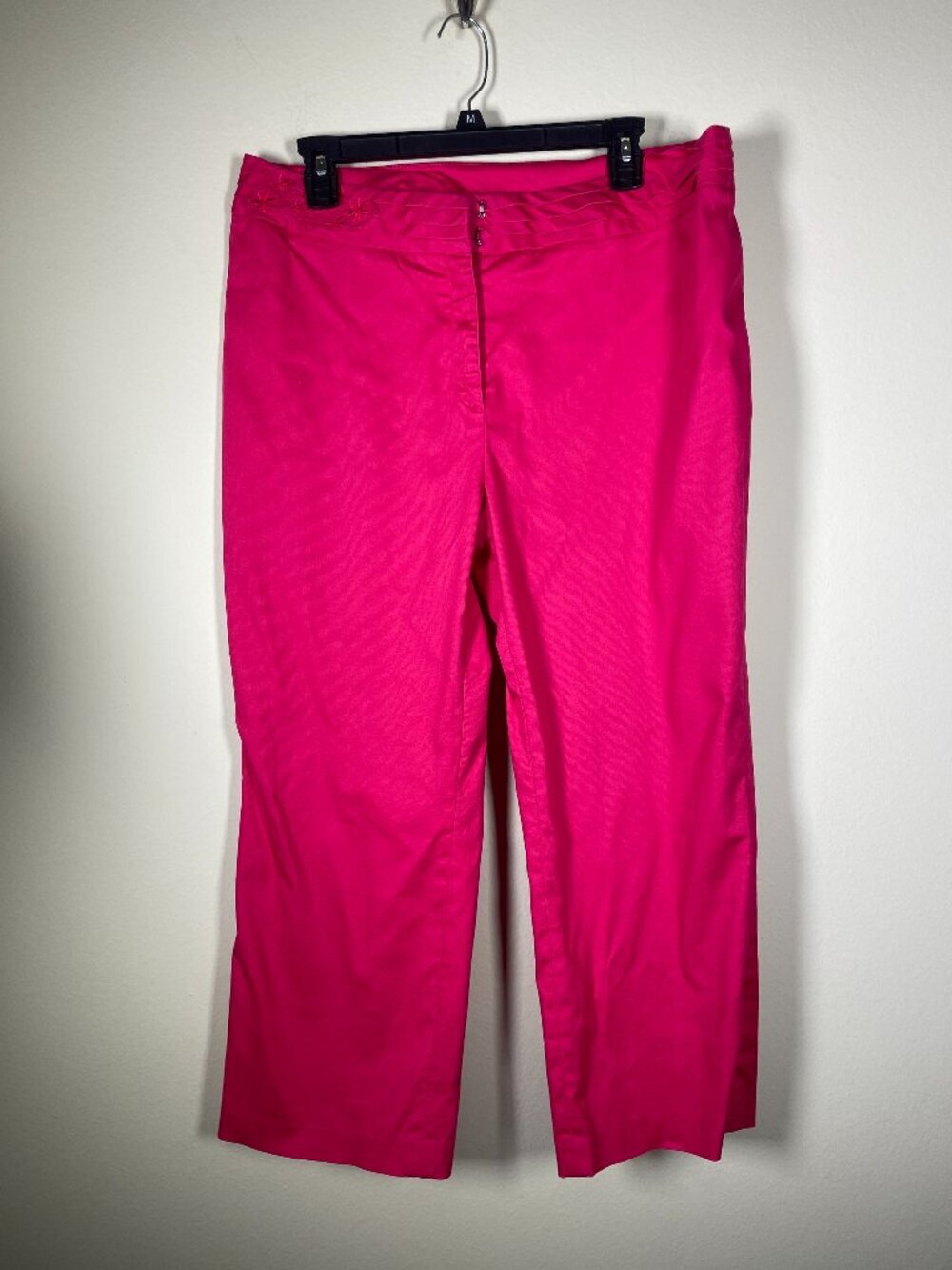 Oscar De La Renta Women's Pink Ankle Floral Embroidered Pants Size: 14!